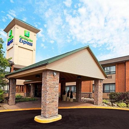 Holiday Inn Express Toronto East - Scarborough By Ihg ภายนอก รูปภาพ