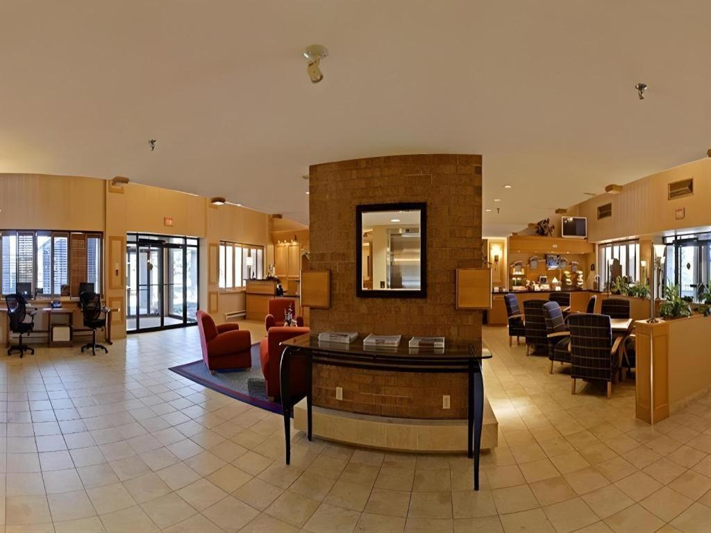 Holiday Inn Express Toronto East - Scarborough By Ihg ภายนอก รูปภาพ