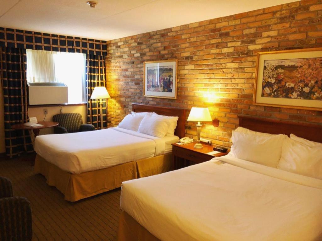 Holiday Inn Express Toronto East - Scarborough By Ihg ภายนอก รูปภาพ