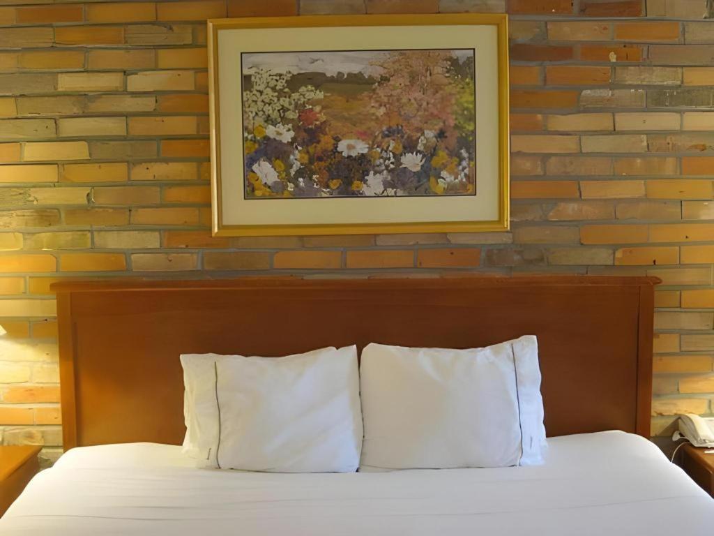 Holiday Inn Express Toronto East - Scarborough By Ihg ภายนอก รูปภาพ