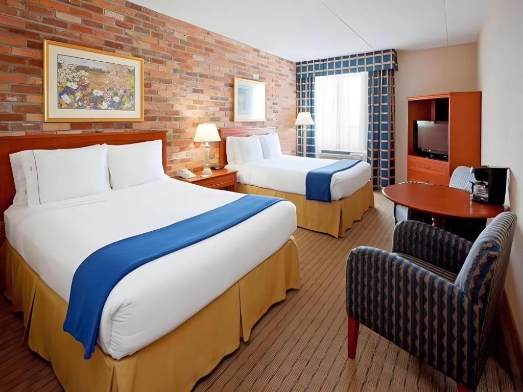 Holiday Inn Express Toronto East - Scarborough By Ihg ภายนอก รูปภาพ